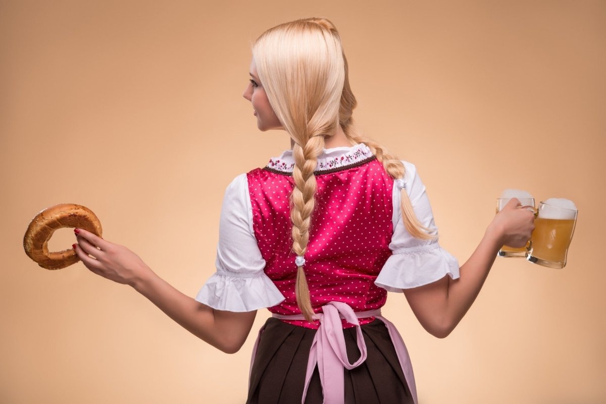 Ontdek de traditionele Duitse Dirndl mode - Partywinkel