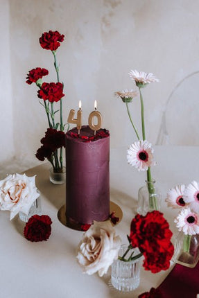 2 Jaar Kaars Goud 4,5cm van Partydeco koop je bij Partywinkel