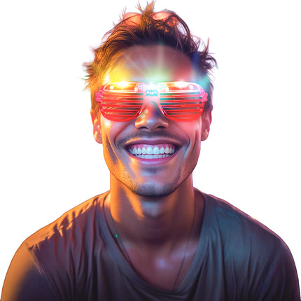 Röda glasögon med ljus