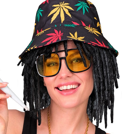 Svart peruk med dreadlocks