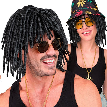 Svart peruk med dreadlocks
