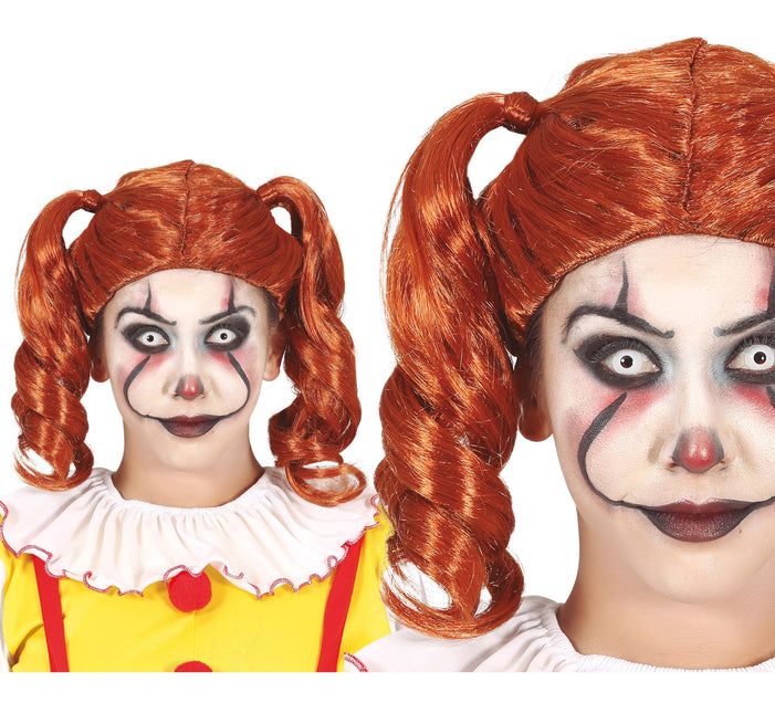 Orange peruk svansar