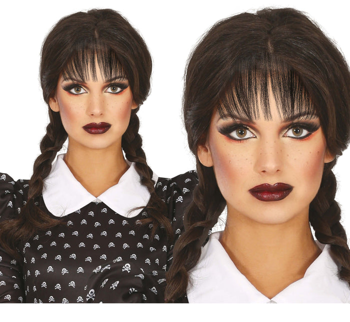 Svart peruk med flätor