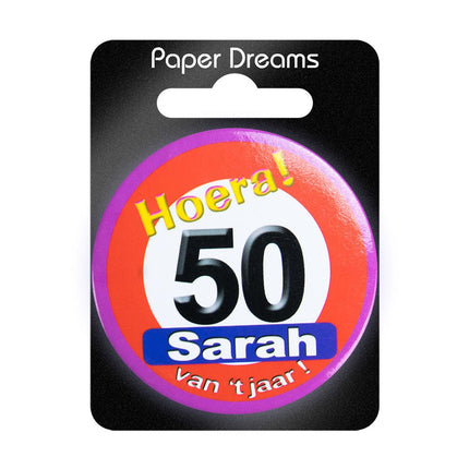 50 Jaar Button Sarah Verkeersbord 5,5cm van Paper Dreams koop je bij Partywinkel