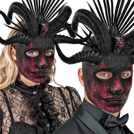 MASK FÖR VOODOO-PRÄST