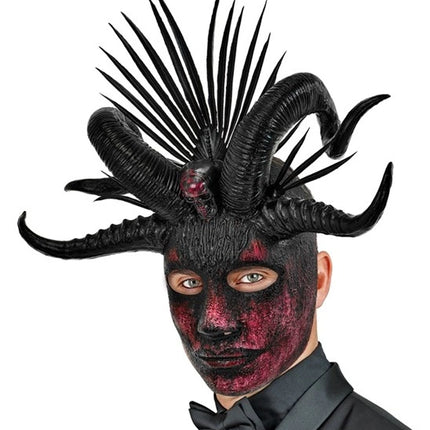 MASK FÖR VOODOO-PRÄST
