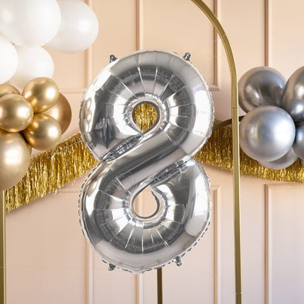 8 Jaar Cijfer Ballon Zilver Leeg 72cm van Partydeco koop je bij Partywinkel