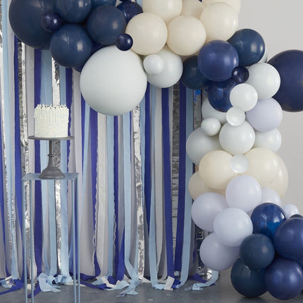 Blauwe Ballonnenboog Met Slingers 3m van Ginger Ray koop je bij Partywinkel