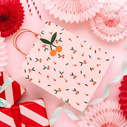 Cadeautasje Kers 32cm van Partydeco koop je bij Partywinkel