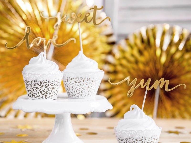 Cupcake Toppers Goud Sweet Love Yum 13cm 6st van Partydeco koop je bij Partywinkel