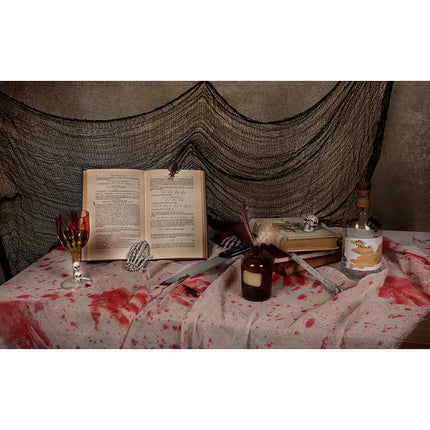 Halloween gardin händer