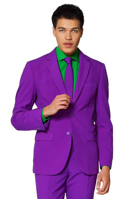 Män i lila kostym <tc>OppoSuits</tc>