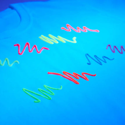 Moon Glow Glow Glow in the Dark Tygfärg Rosa 30ml