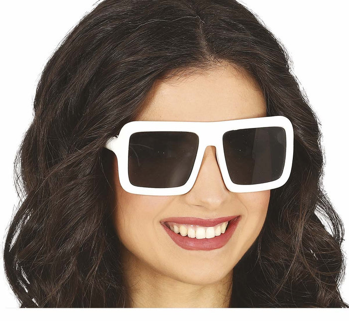 Vita glasögon fyrkantiga