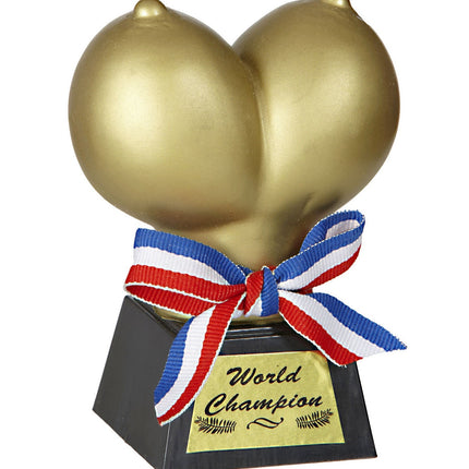 Trofé med gyllene bröst