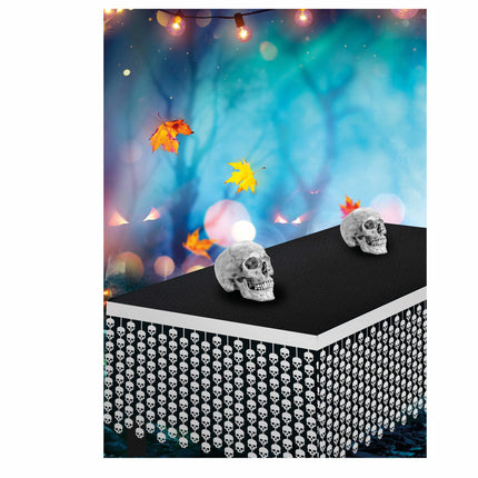 Vit Halloween bordskjol Dödskallar 4m