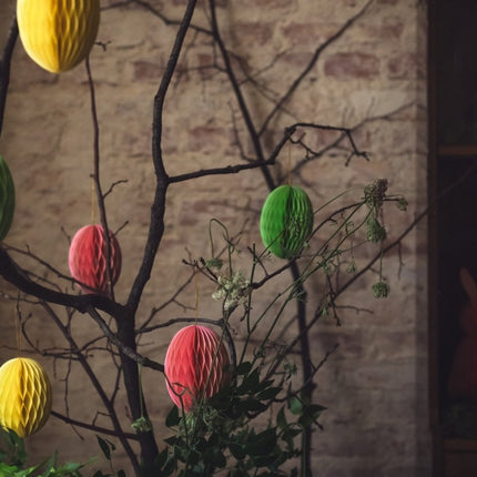 Gele Honeycomb Paasei 12cm van Partydeco koop je bij Partywinkel