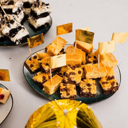 Gouden Cocktailprikkers 50st van WeFiesta koop je bij Partywinkel