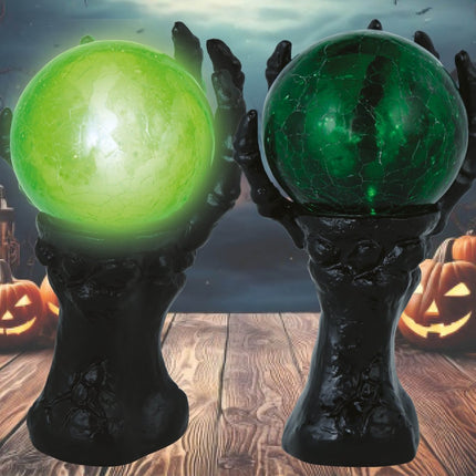Halloween Decoratie Hand Met Kristallen Bol En Licht 14,5cm van Fiestas Guirca koop je bij Partywinkel