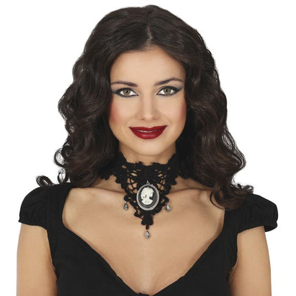 Halloween Ketting Zwart Medaillon van Fiestas Guirca koop je bij Partywinkel