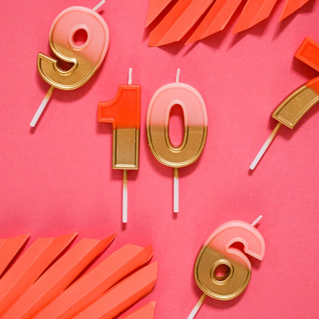 Kaars 9 Jaar Retro Roze 5cm van Folat koop je bij Partywinkel