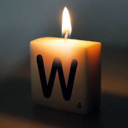 Letter Kaarsje W 4cm van Paper Dreams koop je bij Partywinkel
