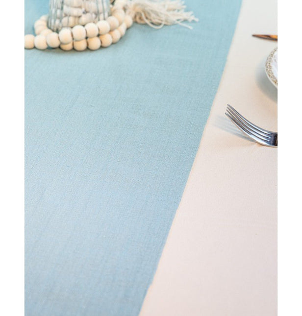 Lichtblauwe Tafelloper Katoen 5m van CHAKS koop je bij Partywinkel