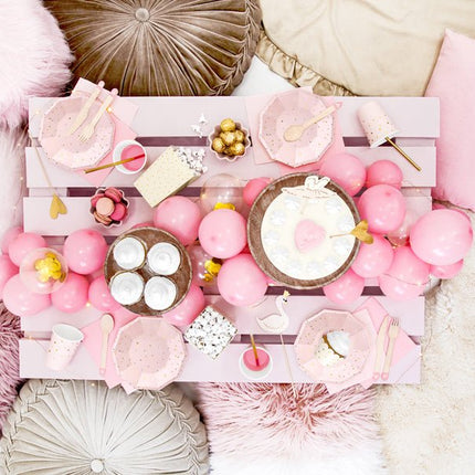 Lichtroze Servetten Deluxe 33cm 20st van Partydeco koop je bij Partywinkel