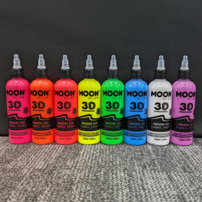 Moon Glow Neon UV Fabric Paint 125ml Intense Red 125ml van Moon Creations koop je bij Partywinkel