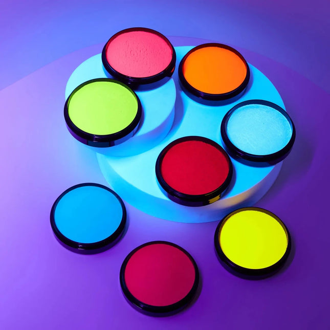 Moon Glow Neon UV Pro Face Paint Intense Blue 36g van Moon Creations koop je bij Partywinkel