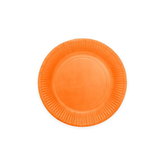 Oranje Borden Papier 18cm 8st van WeFiesta koop je bij Partywinkel