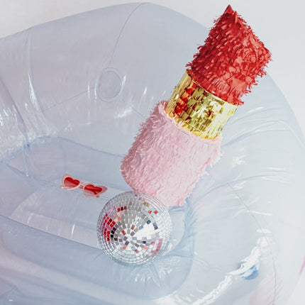 Lippenstift Pinata 54cm van Partydeco koop je bij Partywinkel