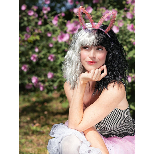 Pruik Amara van Boland koop je bij Partywinkel