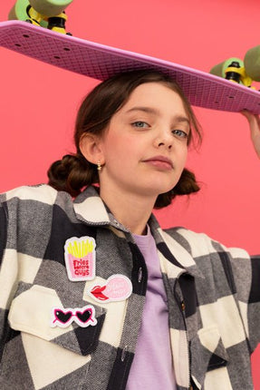 Stijk Embleem Kiss Me 3st van Partydeco koop je bij Partywinkel