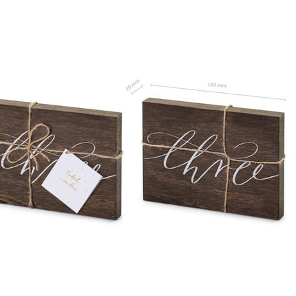 Tafelnummer Three 18cm van Partydeco koop je bij Partywinkel