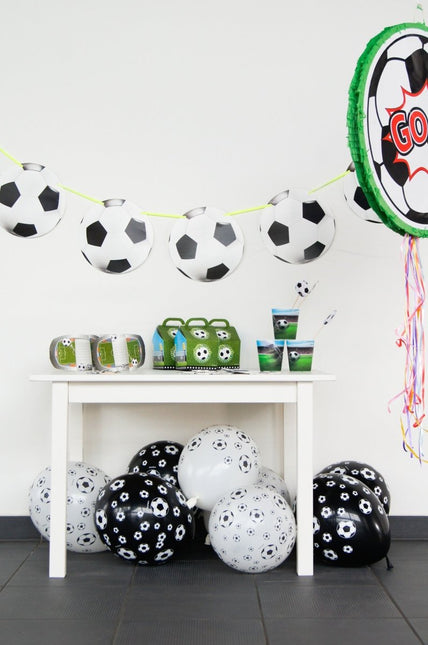 Voetbal Ballonnen 30cm 8st van Folat koop je bij Partywinkel