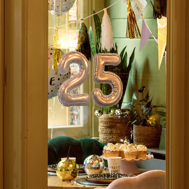 Zilveren 4 Jaar Stickers Folieballon 20cm van Boland koop je bij Partywinkel